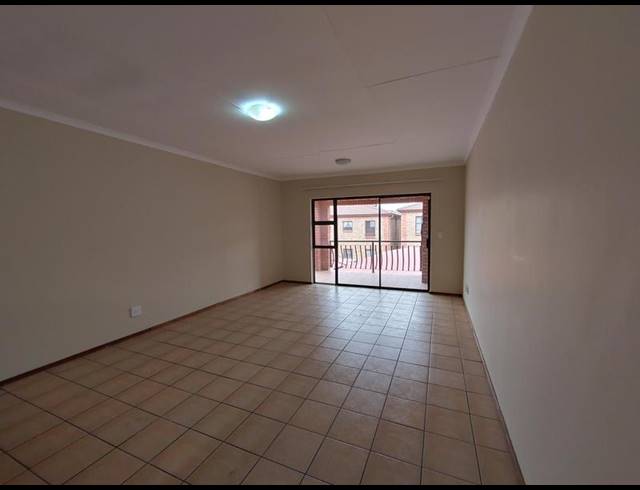 2 BEDROOM PROPERTY TO RENT IN SONNEVELD